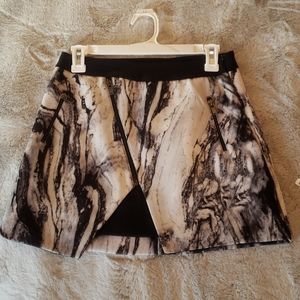 Size 5 Zara Zip Detail Edgy Chic Mini